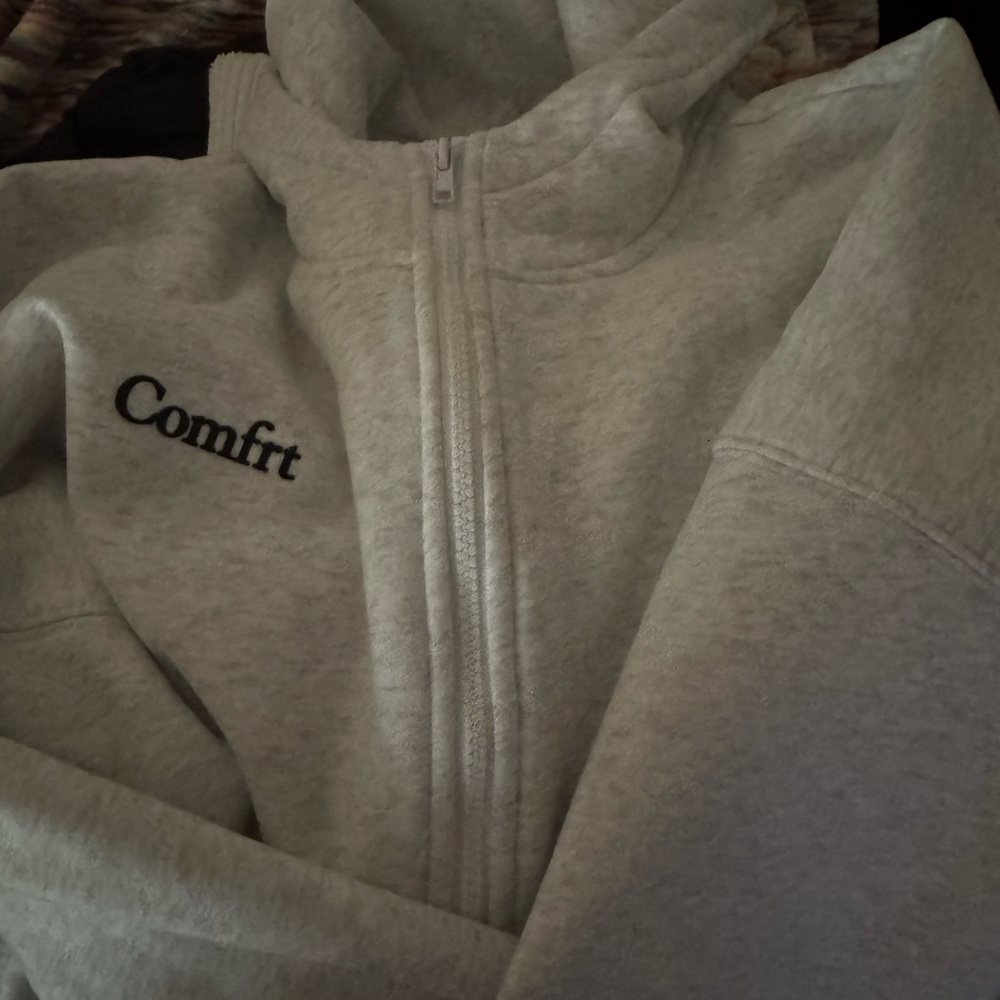 Comfrt color Storm Zip-Up Hoodie
